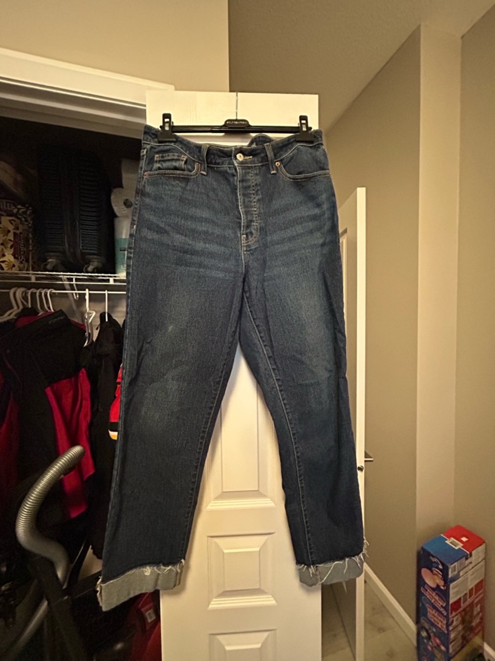 Old Navy Dark Blue Straight-Leg Women's Jeans with Raw Hem
